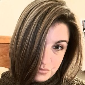 Meet your Posher, Suzanne